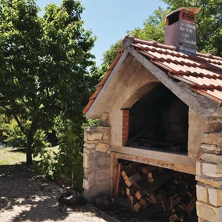 Nice Home In Jezera With Wifi