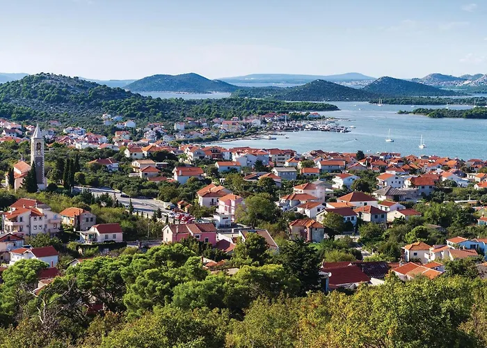 Put Svroka Casa de Férias Jezera